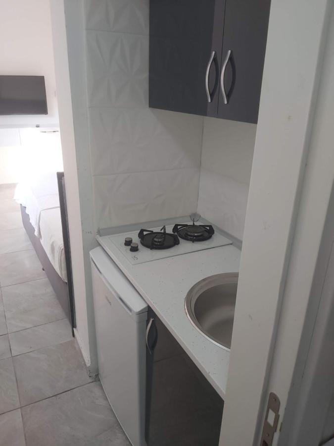 Compact Home Nicosia Exteriör bild