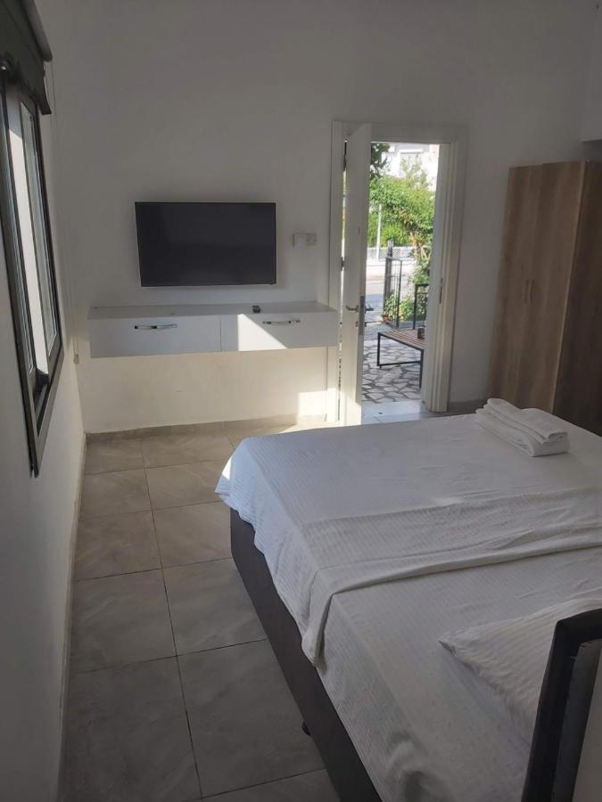Compact Home Nicosia Exteriör bild